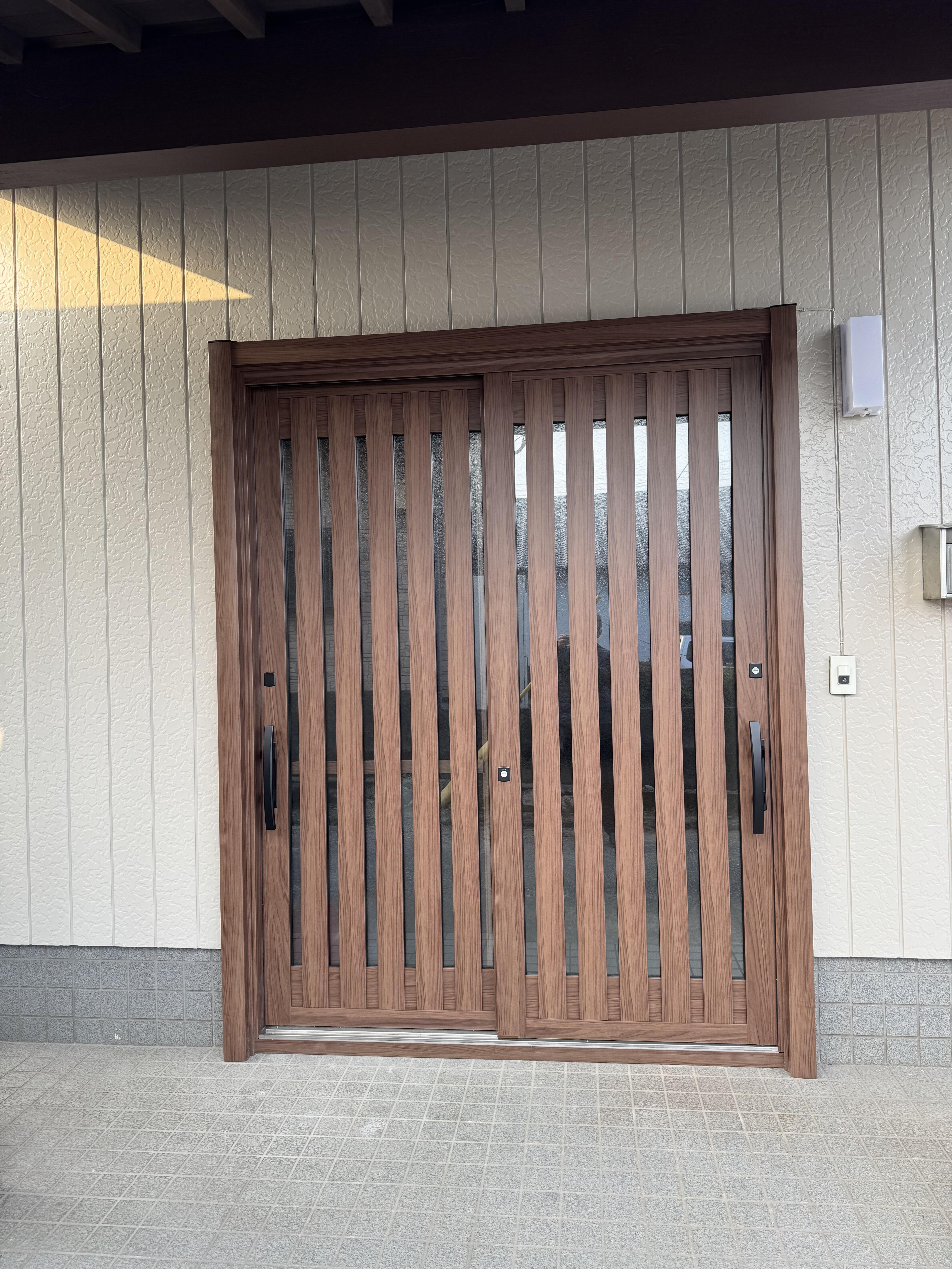 LIXIL玄関引戸リシェント